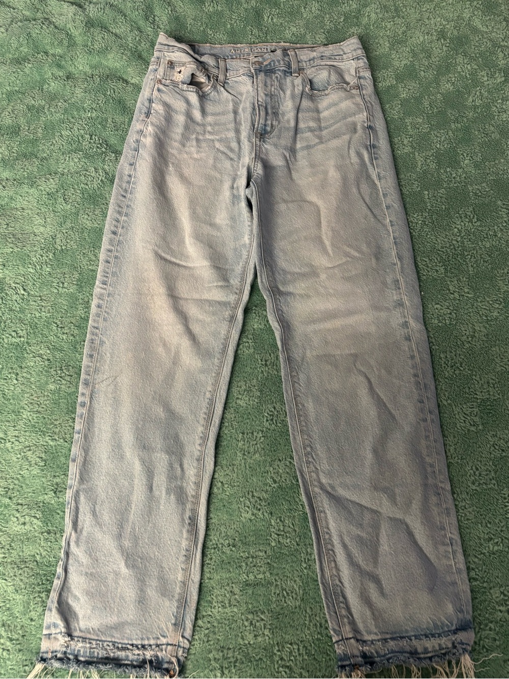 American Eagle Straight Leg Jeans